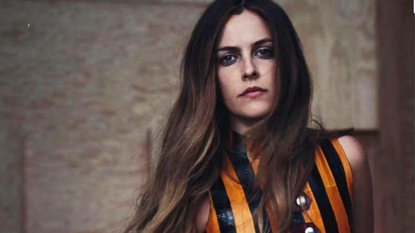 Elvis unokája meztelen fotót posztolt, mert idősebb lett egy évvel - Fotó