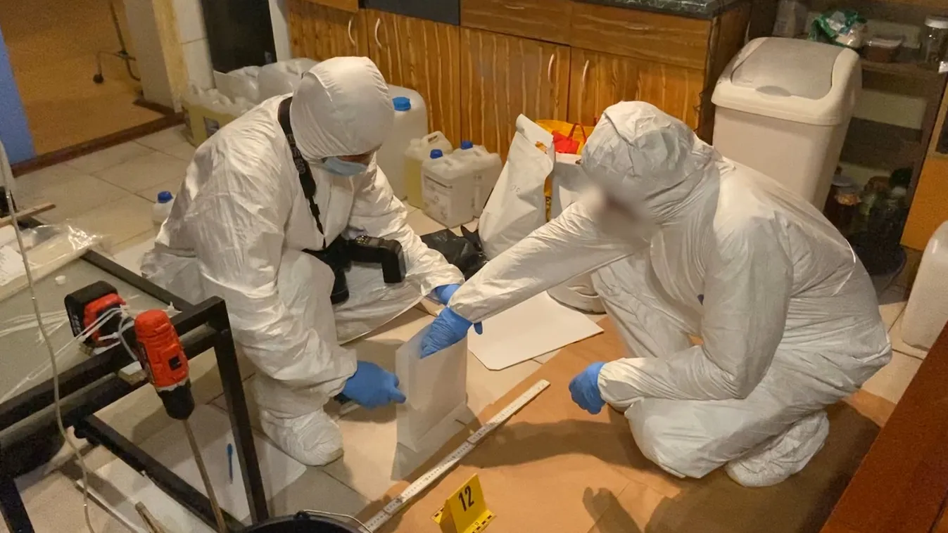 Lecsaptak a droglaborra a budapesti rendőrök: brutális mennyiségű kábszert találtak - videó