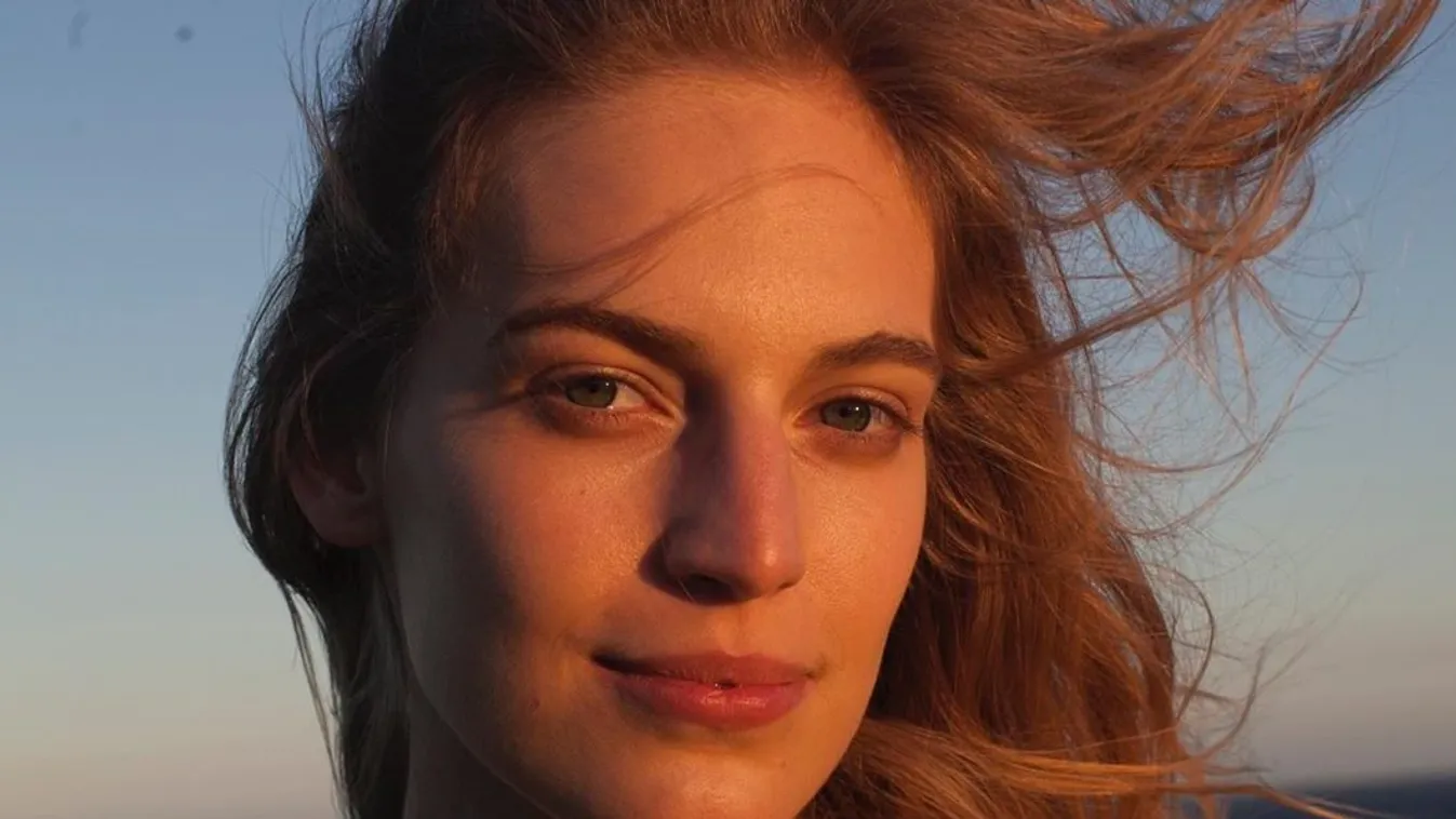 A magyar topmodell télen is szuperszexi bikiniben