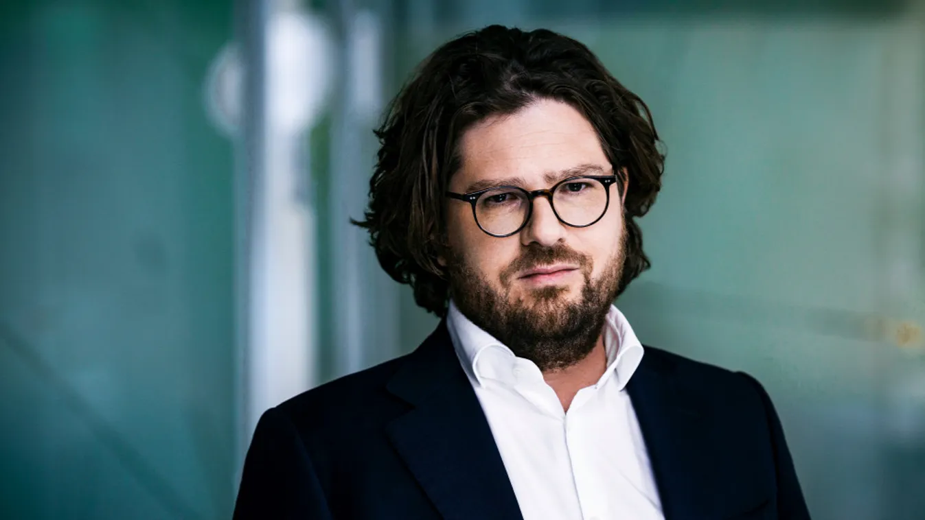 A Vanguards nemzetközi szakemberekkel épít budapesti központú divatipari holdingot