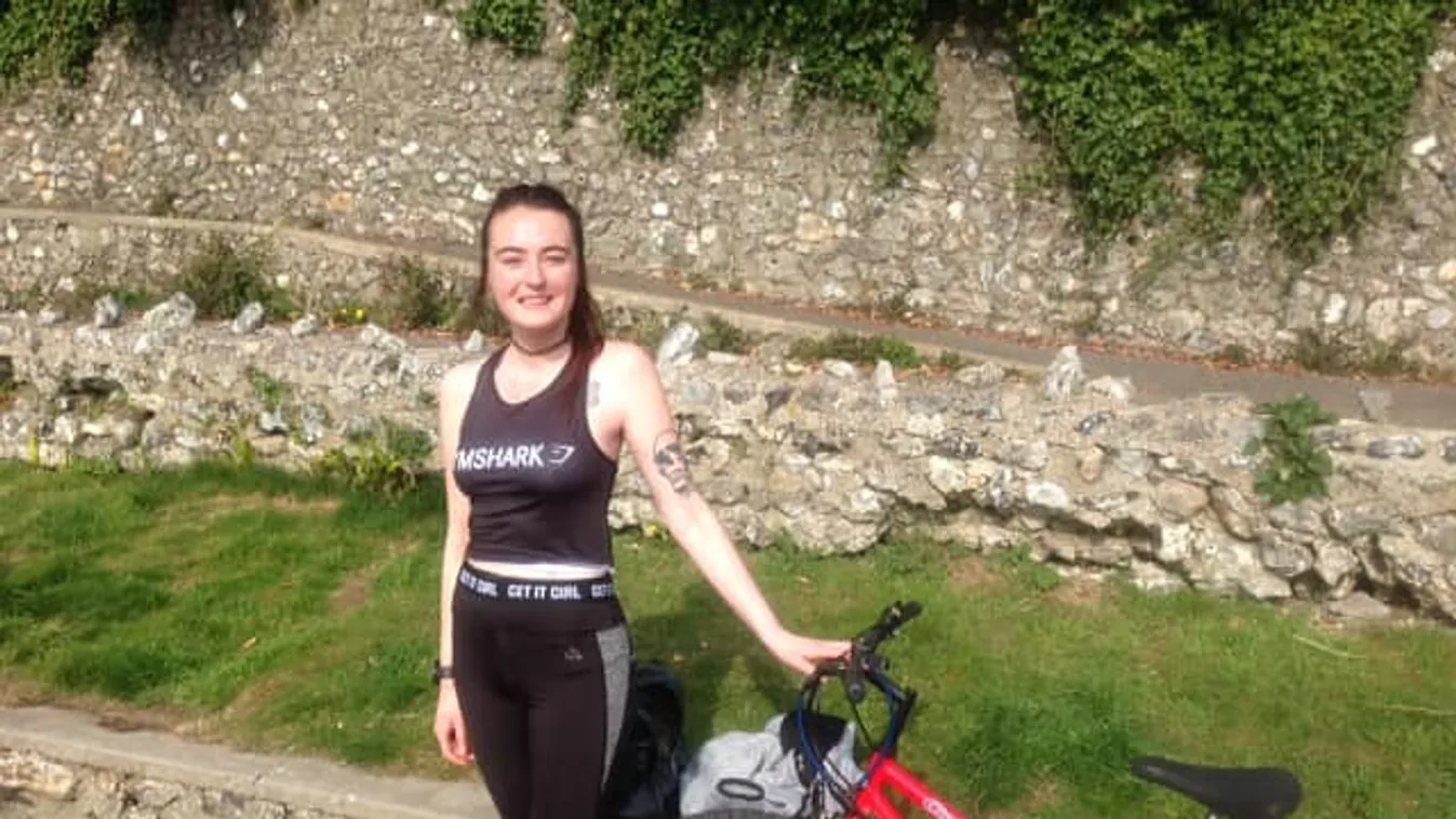 Holtan esett össze a fiatal lány, miután éhgyomorra sört ivott