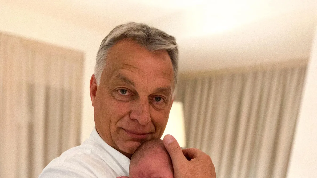Megszületett Orbán Viktor első fiúunokája - itt az első fotó