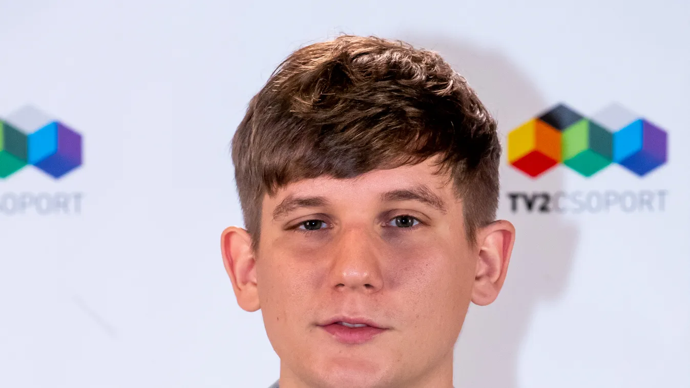 A koronavírus miatt lemondta koncertjeit a Mintaapák dalszerzője