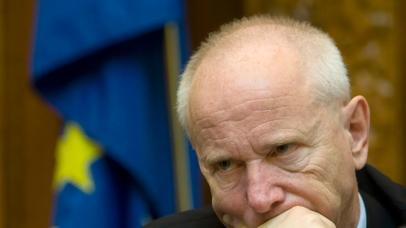 A devizahitel fő felelőse most a 13. havi nyugdíj visszaállítását támadja