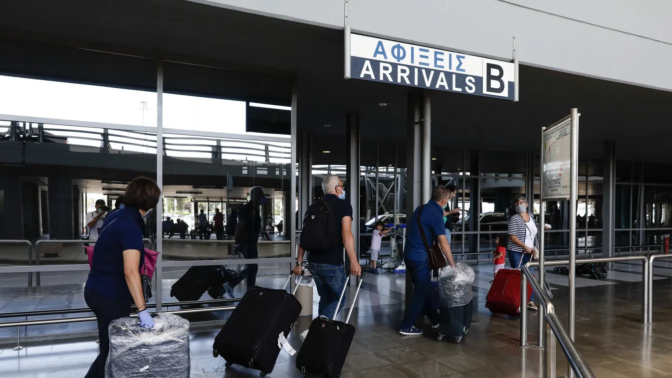 A balszerencsén múlik: bárki karanténba kerülhet, aki Görögországban nyaral