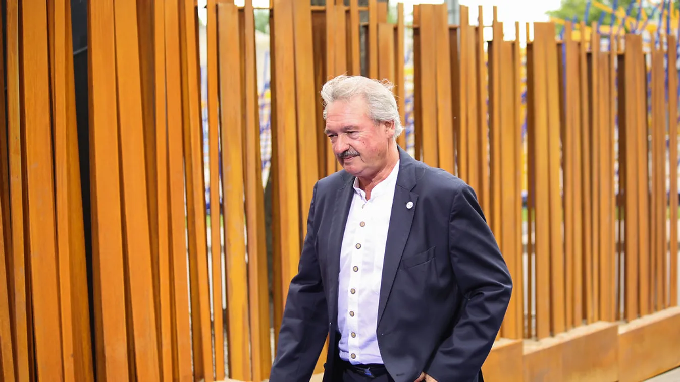 Megint Orbánt támadja a miniállam külügyminisztere