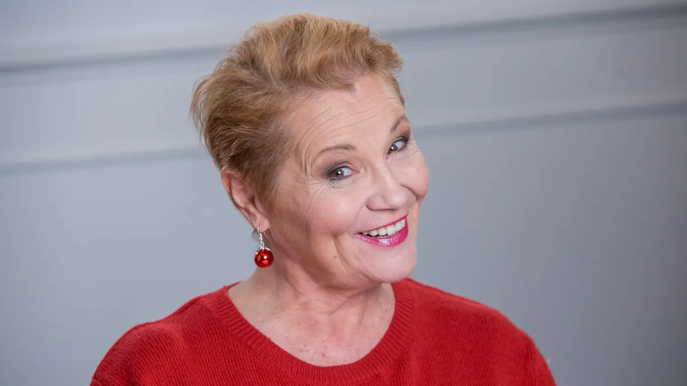 Sosem találnád ki, mit csinál a fiával Bay Éva!