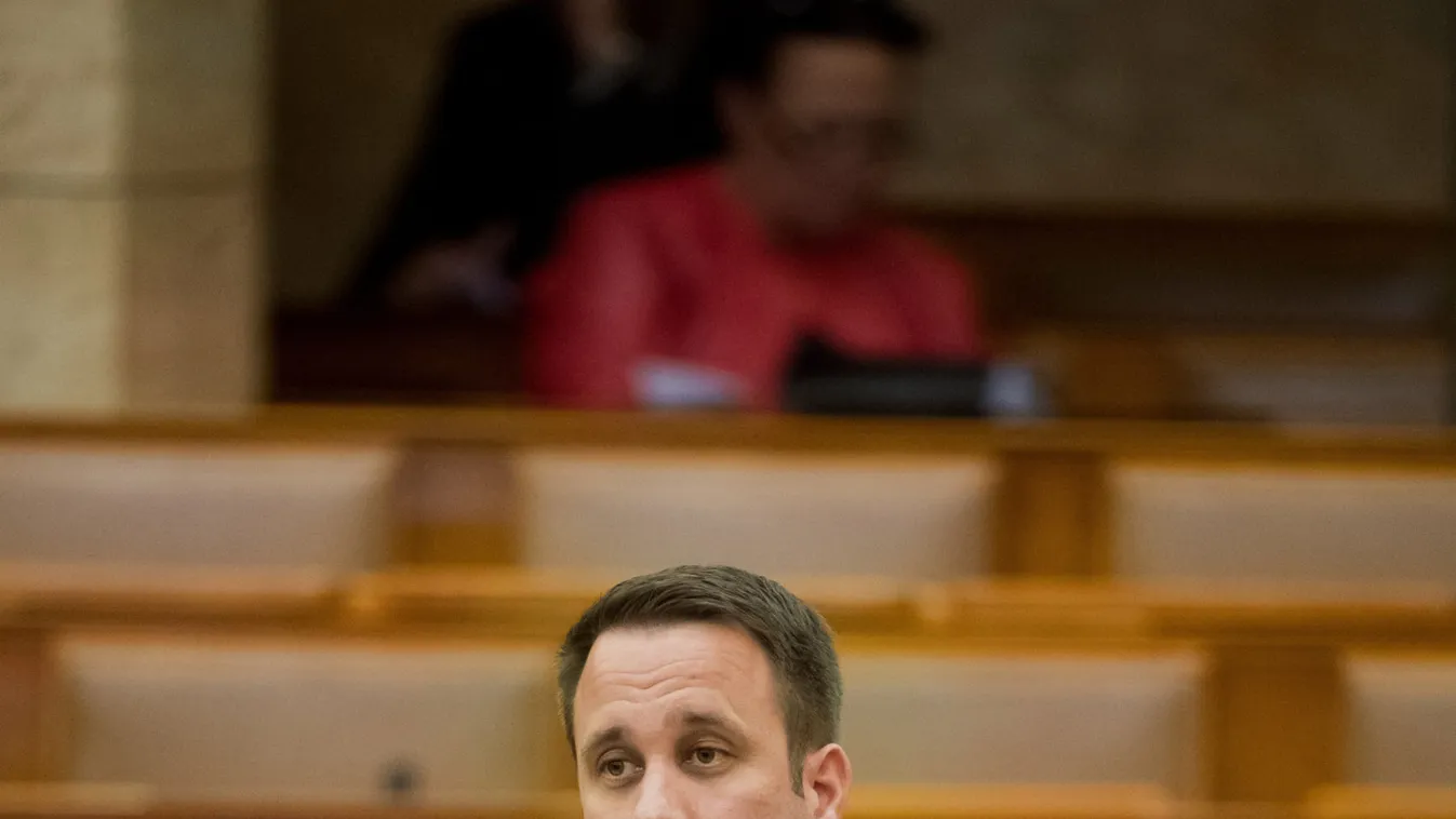 Dömötör Csaba: A járvány alatt is bővítette a családtámogatást a kormány