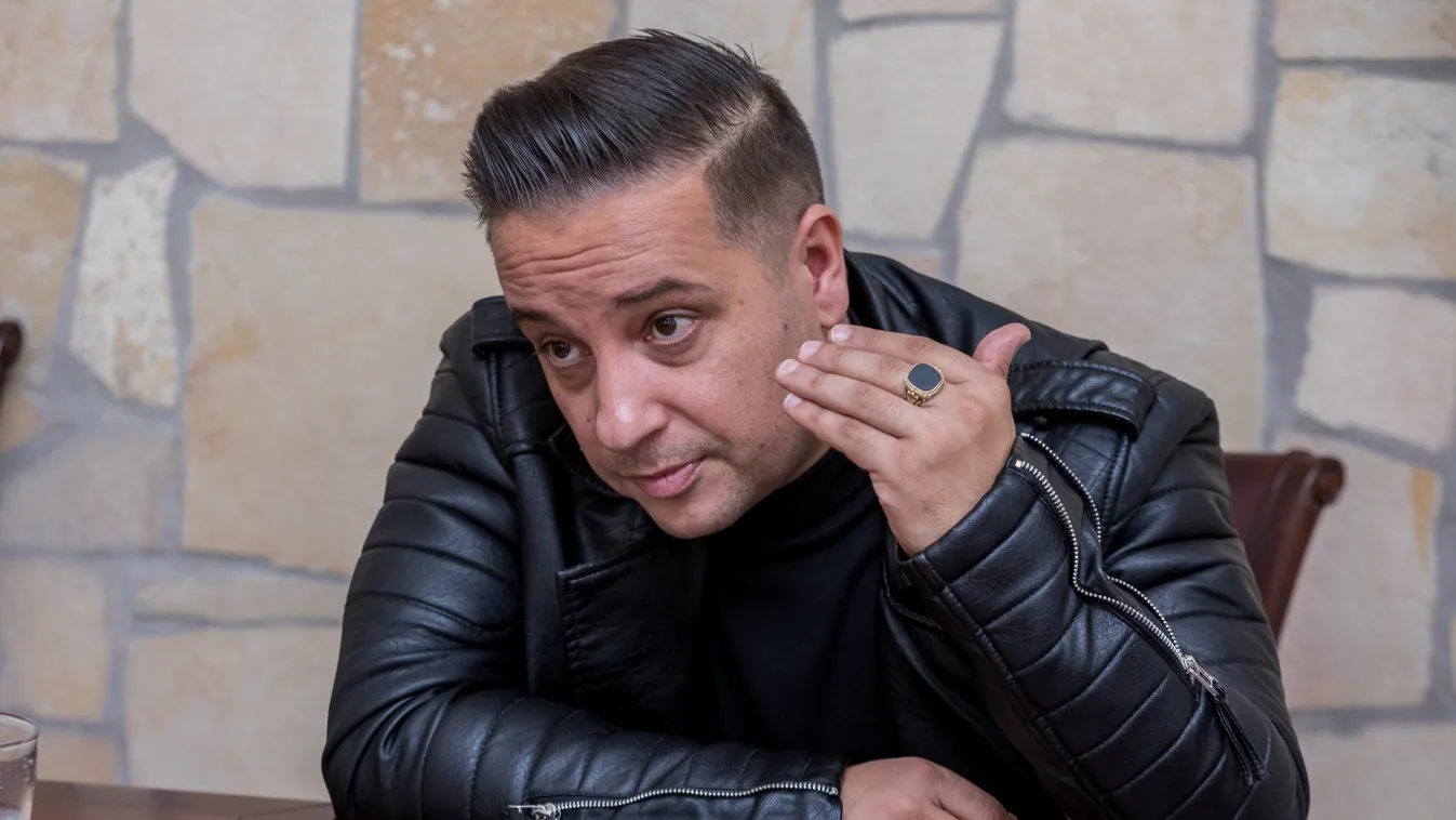 Junior nem kér kártérítést a sírrongálótól