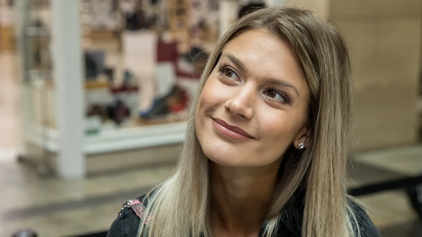 Kiderült, hol vigasztalódik a szakítása óta Weisz Fanni!