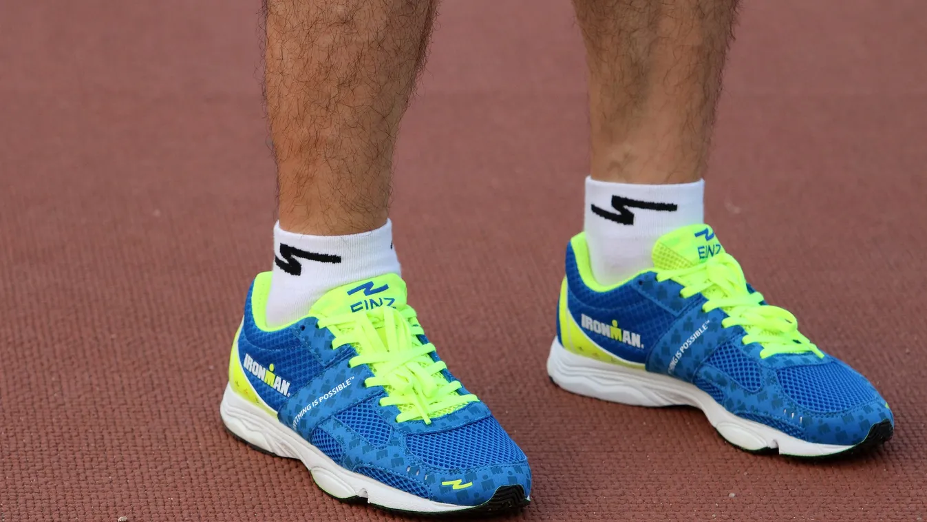 Sokkot kapott a kocogó: egy emberi fejre bukkant az út szélén