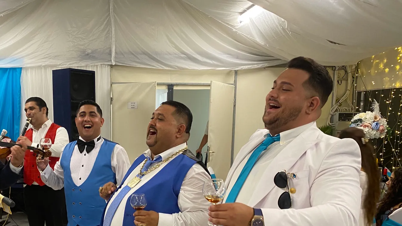 Hatalmas csapatás: 200 adag pörkölttel ünnepeltek Grófoék