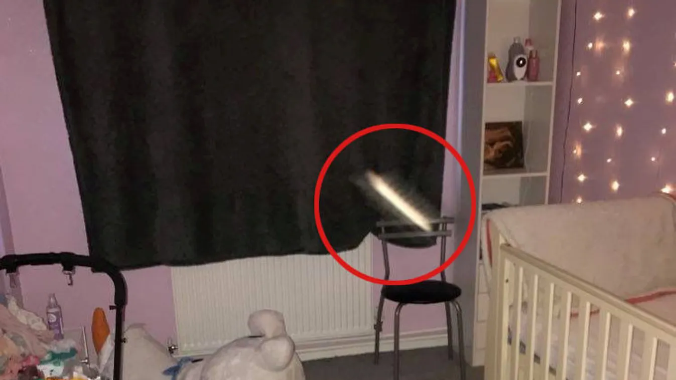 Rémisztő dolgot rögzített a babafigyelő kamera: Ez jelent meg a kiságynál - Fotó
