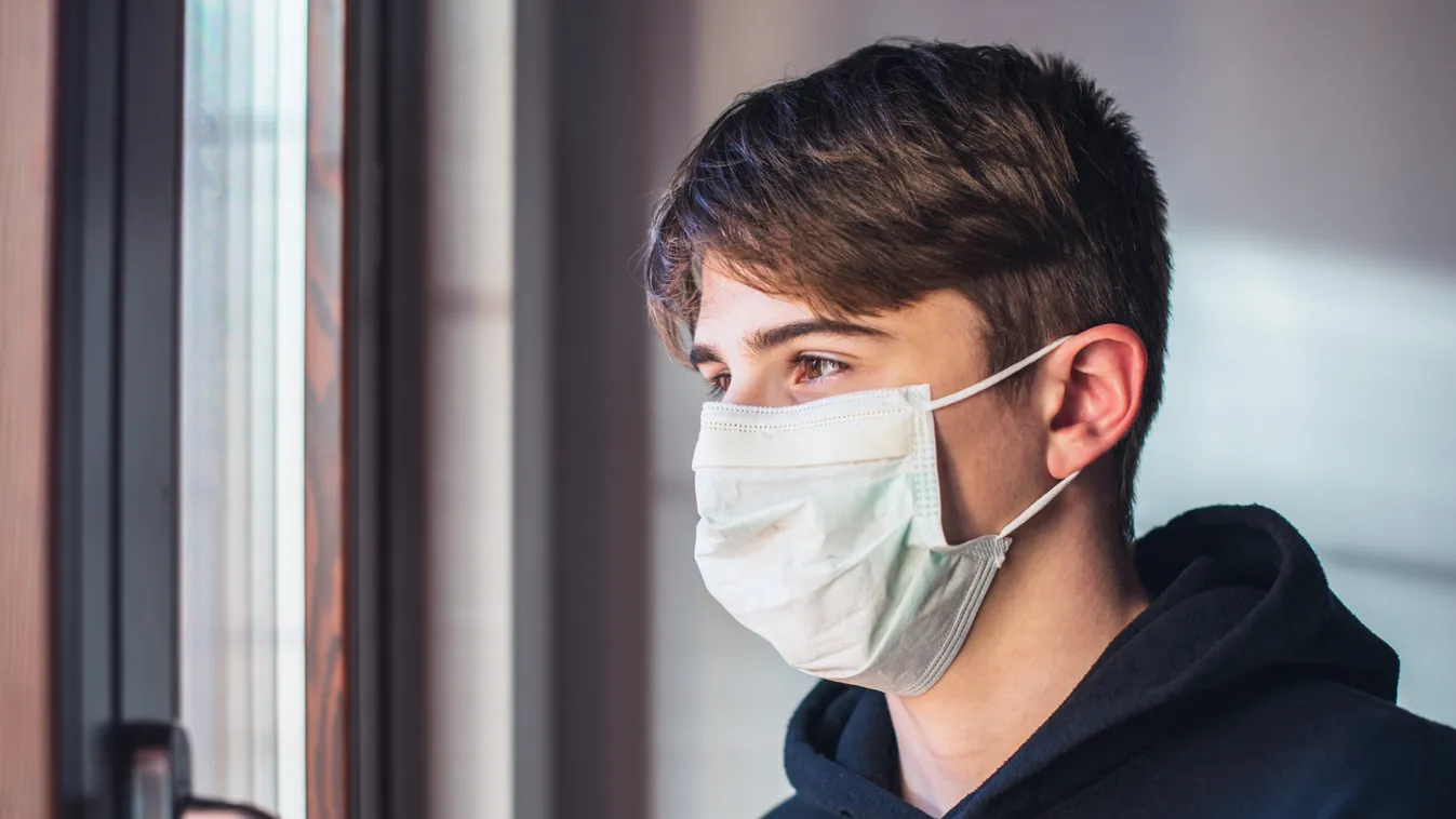 Virológus: veszélyes, hogy nő a vírus- és járványtagadók száma Magyarországon