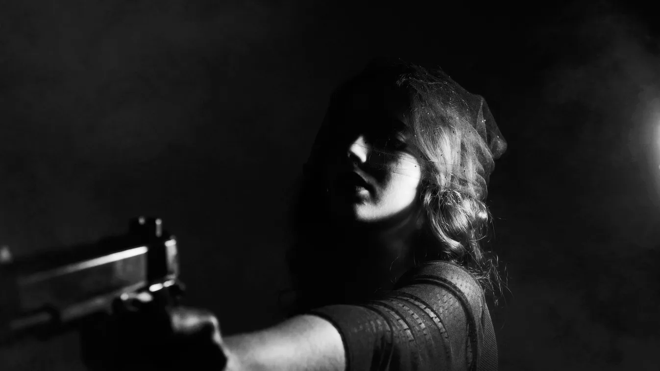 "Amy, őrült vagy?!" - kiabálta barátnőjének a nő, majd holtan esett össze