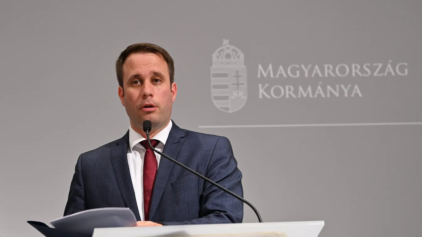 Dömötör Csaba: Védd a magyar munkahelyeket! Válaszd a hazait!