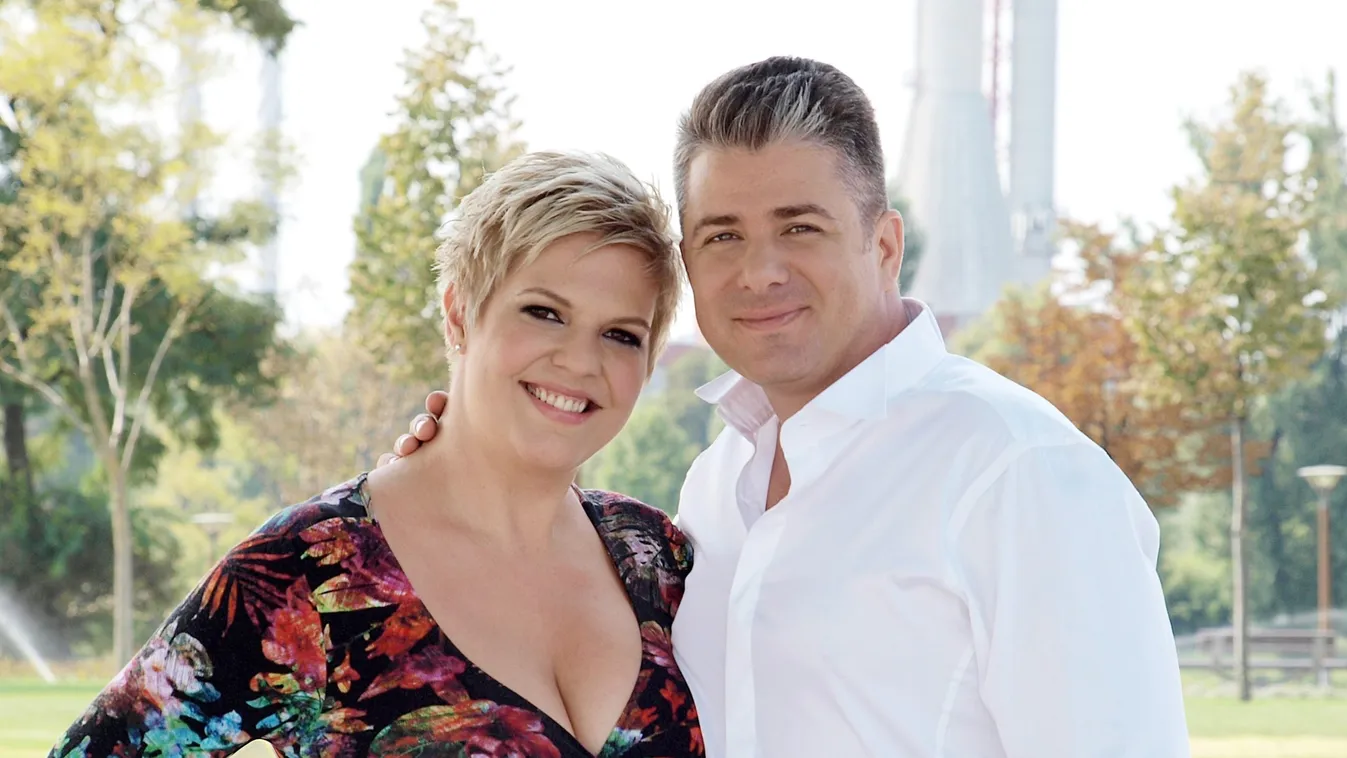 Micsoda buli, hajóról adott koncertet a magyar sztárpár