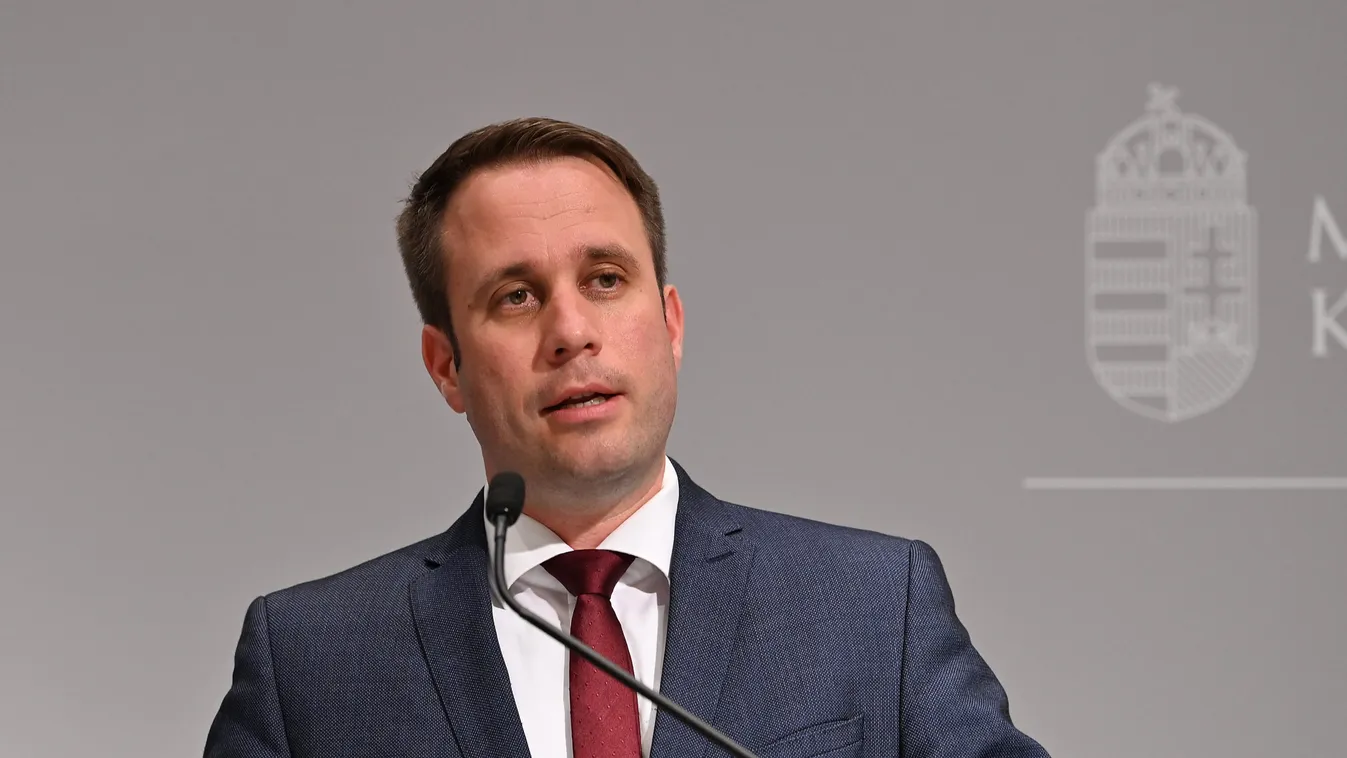 Dömötör Csaba: Már 1,4 millióan töltötték ki a konzultációs íveket