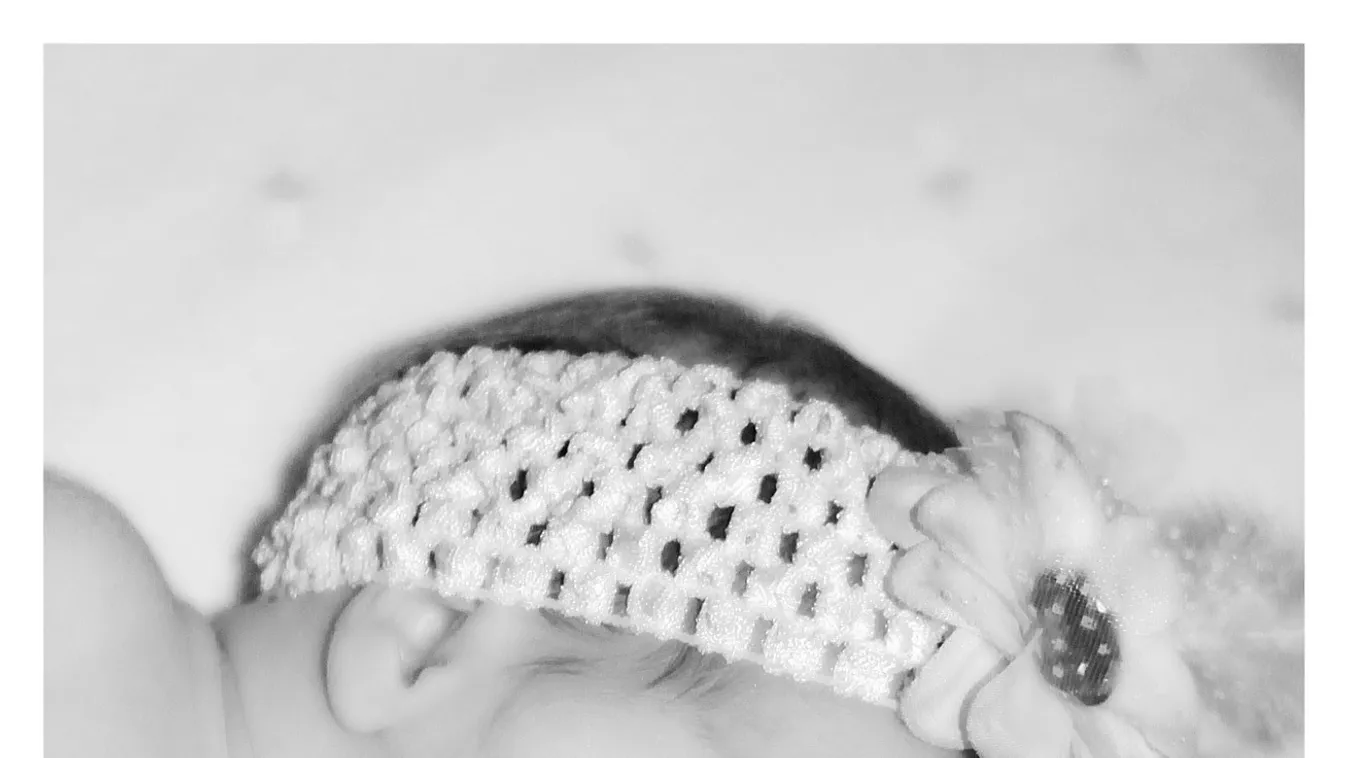 Repülőgépen indult meg a szülés, ikreket hozott világra az édesanya