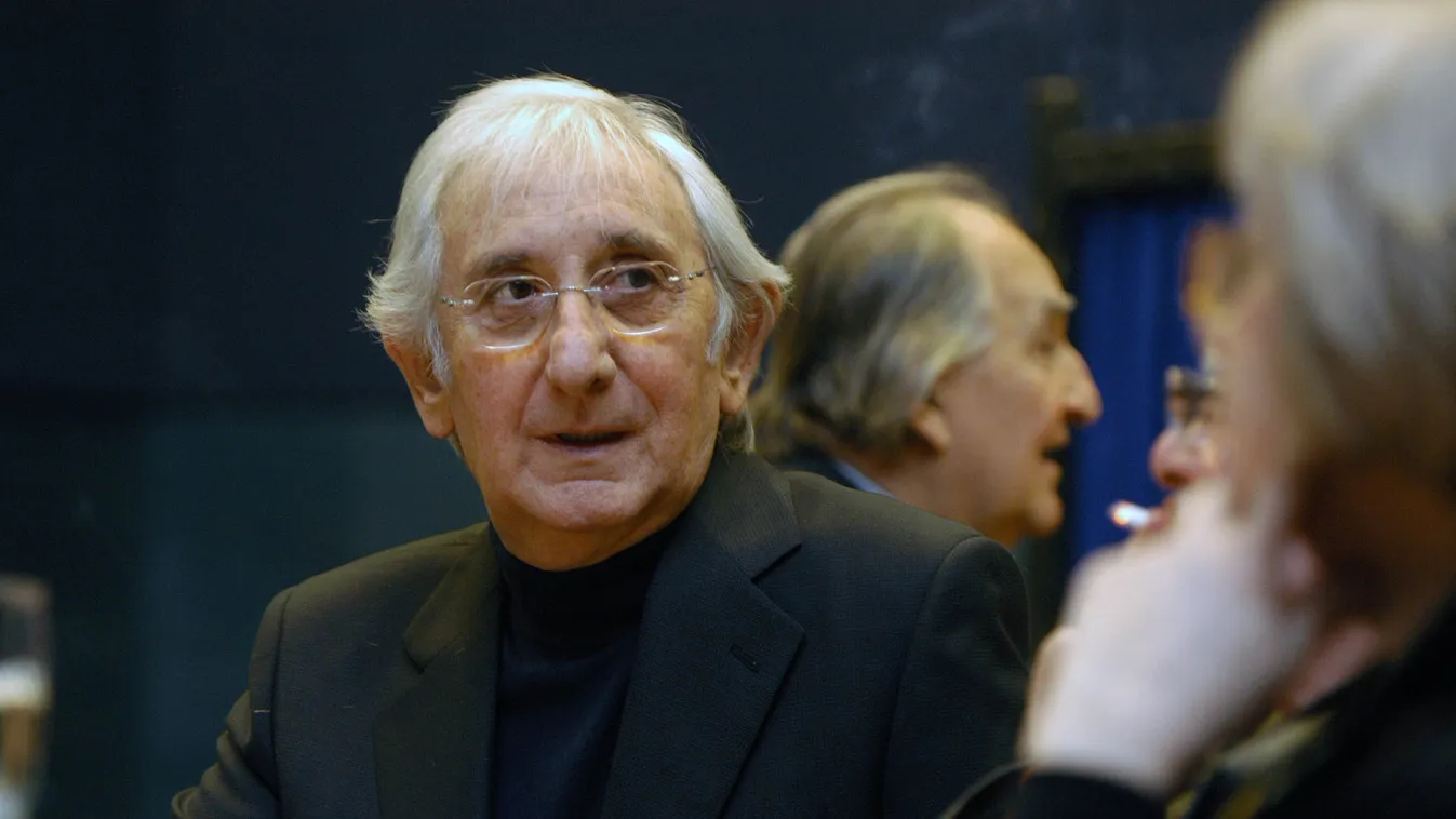 Temetőben jártunk: Így néz ki most Garas Dezső sírja!