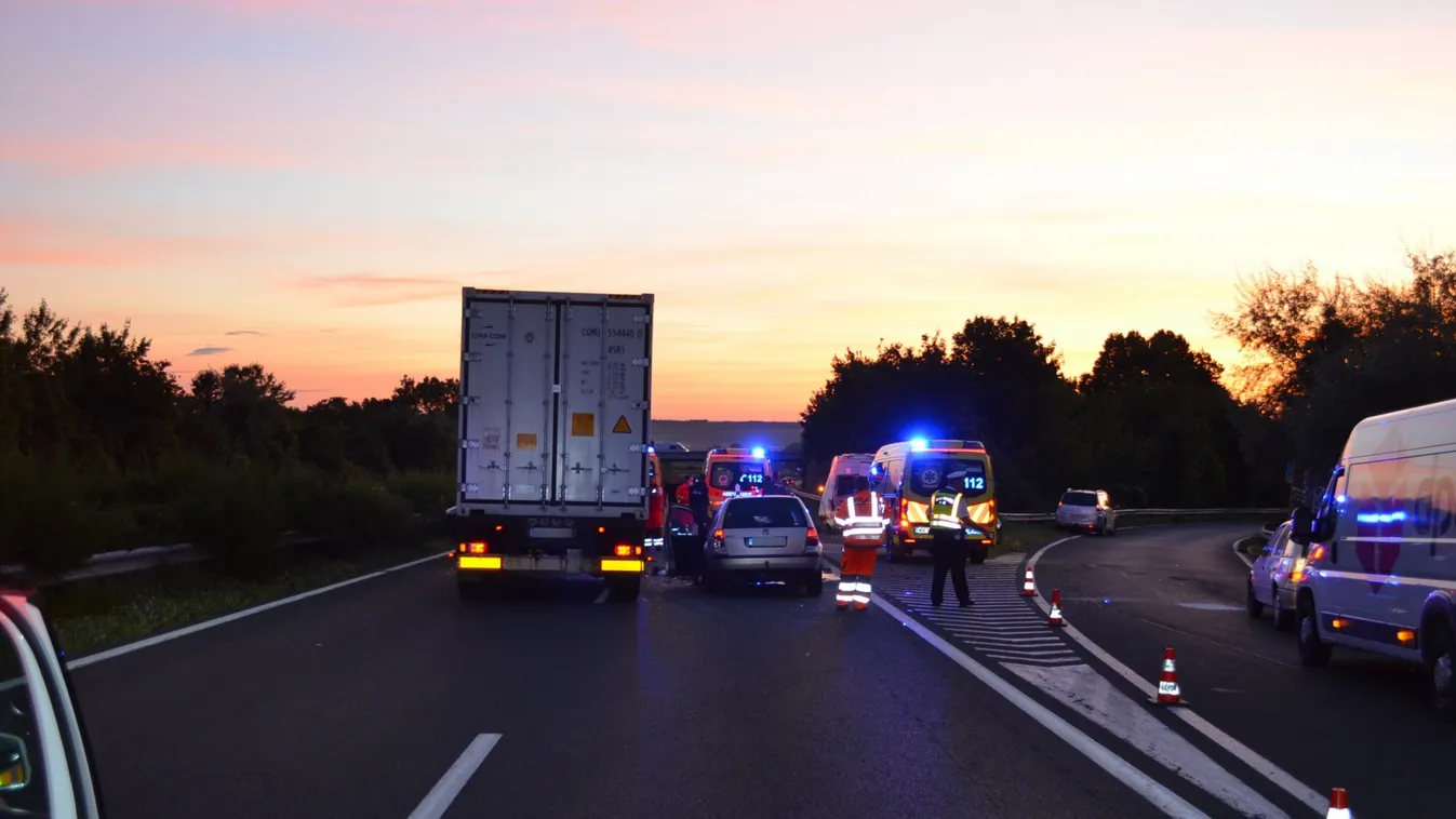 „Felkészült a halálra" - 11 embert mentett meg a magyar kamionos