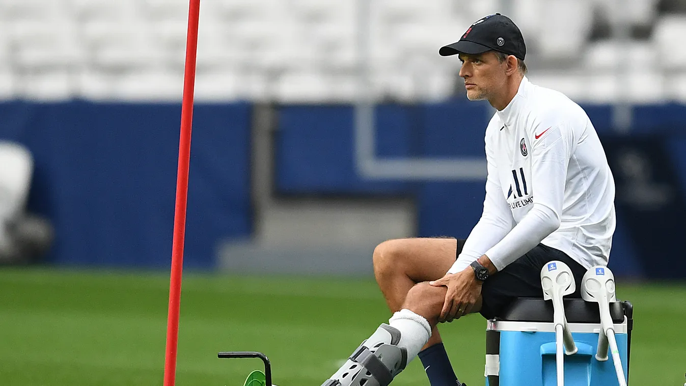 Lefotózták, borzalmas állapotban van a sztáredző