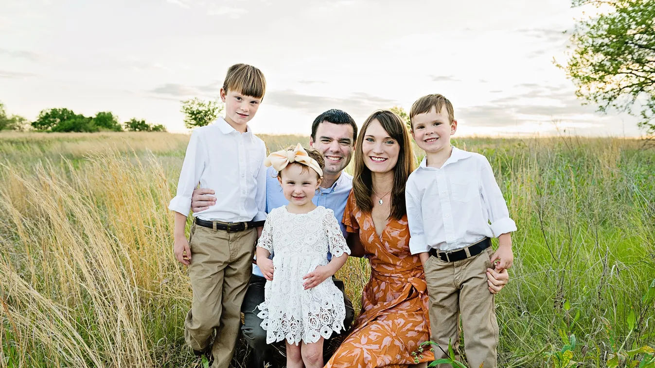 Mellbevágó: öngyilkos lett a lelkész felesége, 3 kisgyermeket hagyott hátra