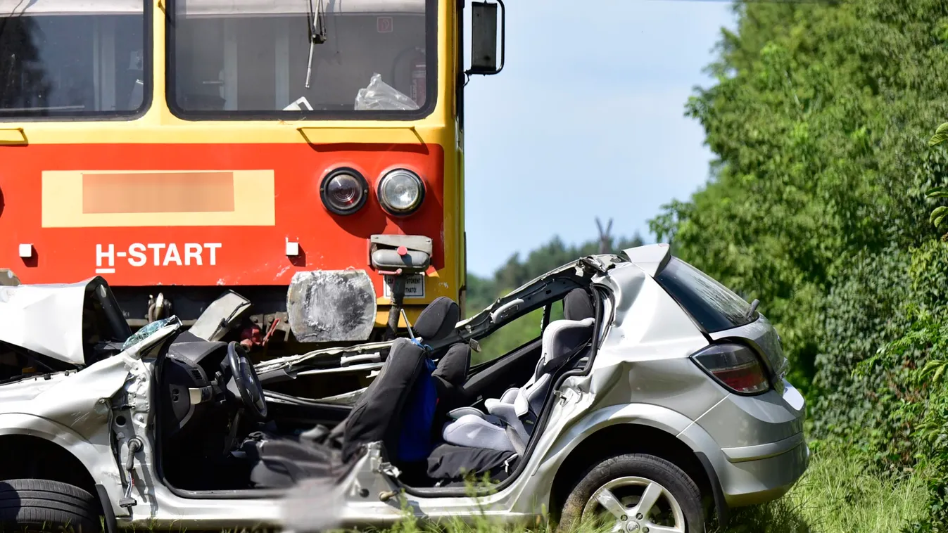 Csoda történt: ezért élte túl az 5 éves kislány a tragikus vonatbalesetet