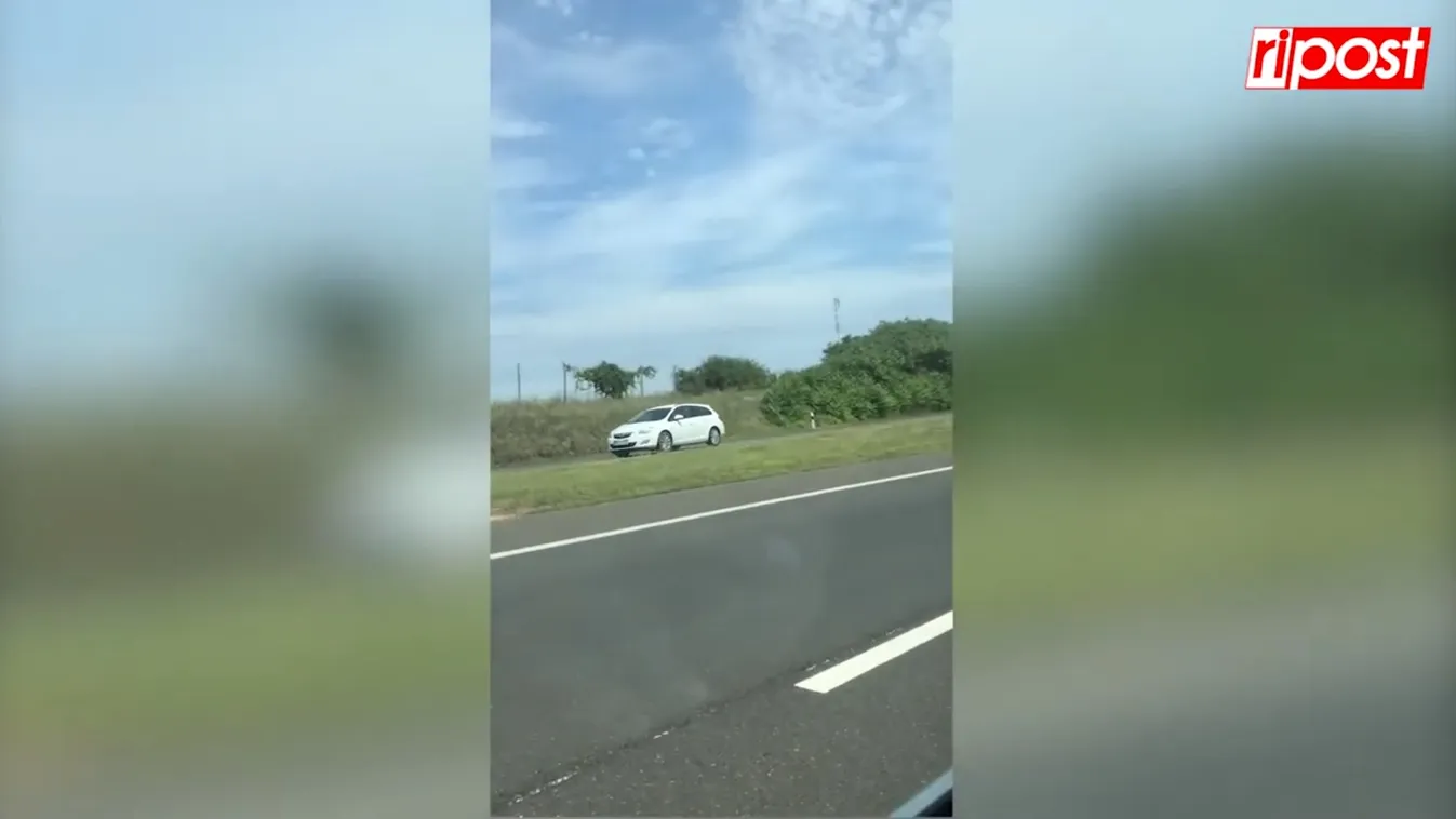 Életveszélyes manőver az M3-ason, többen tolatni kezdtek az autópályán!