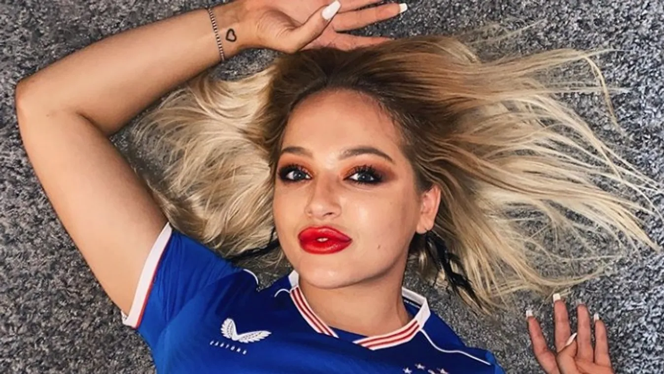 A dúskeblű skót pornósztár ingyen oboázást ajánlott egy profi labdarúgónak