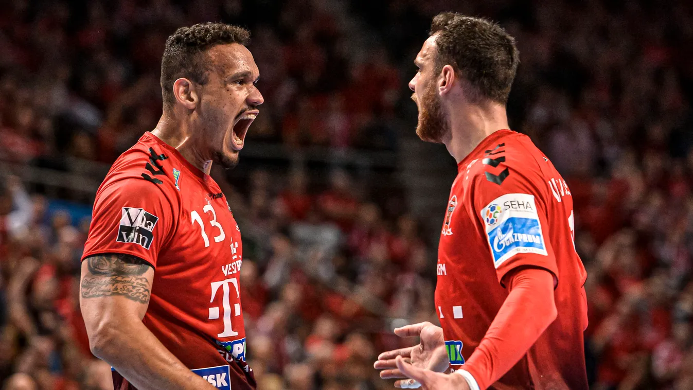 Fantasztikus jelenet a magyar pályán, ez aztán a sportszerűség