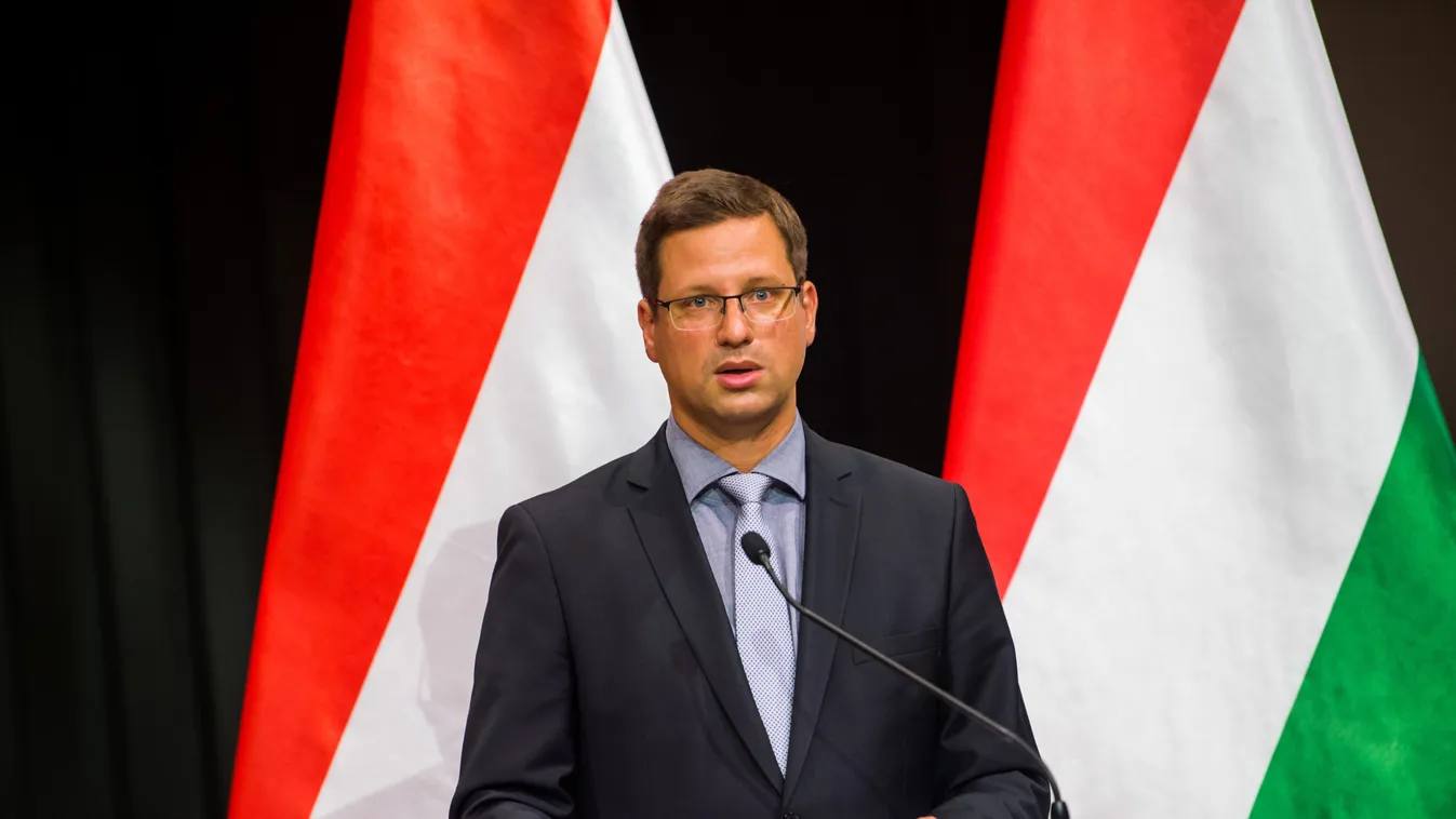 Gulyás Gergely: hasonlóan védekezik a magyar és az osztrák kormány