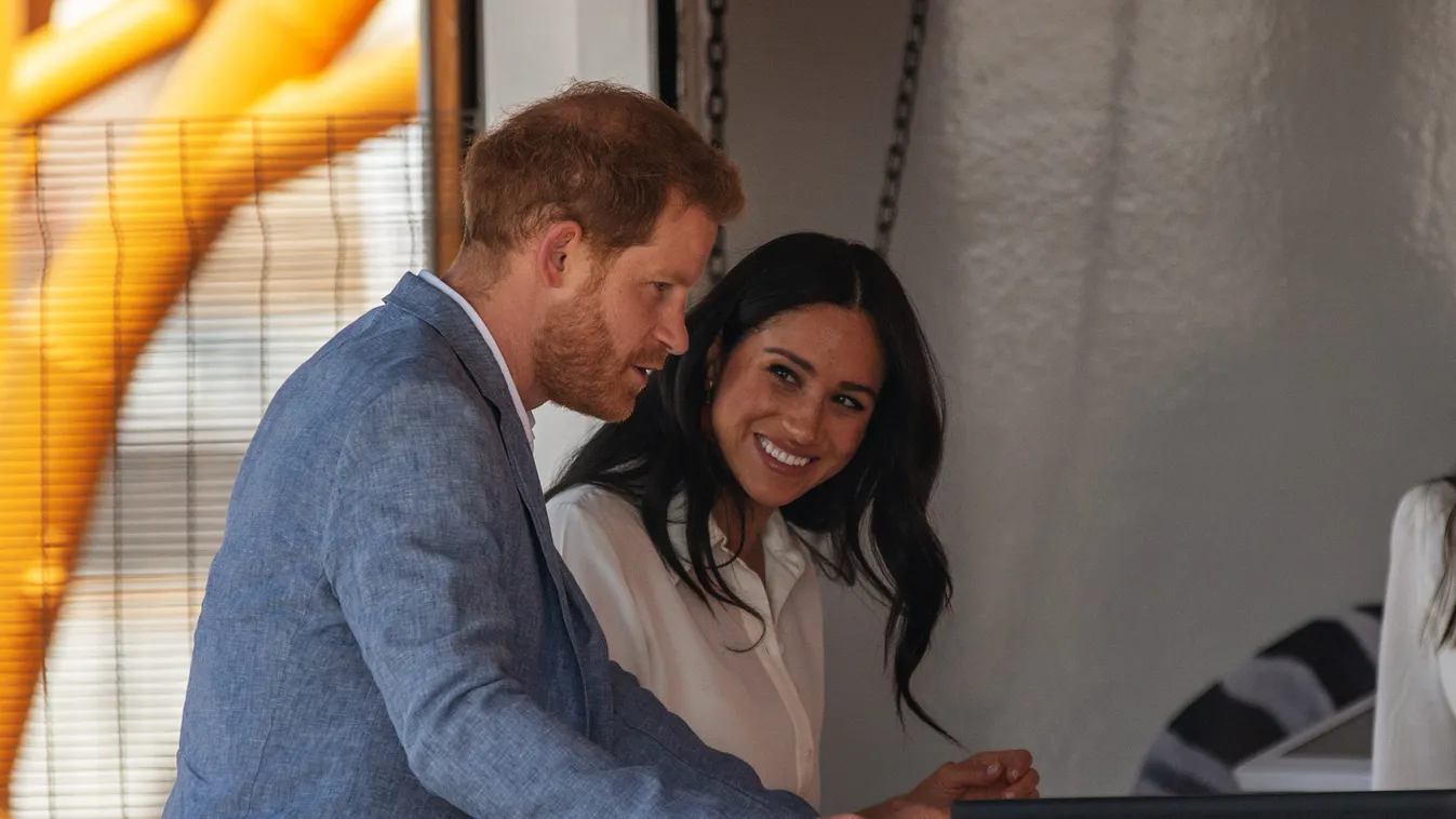 Kitört a botrány: követelik a királynőtől, fossza meg hercegi címétől Harryt és Meghant