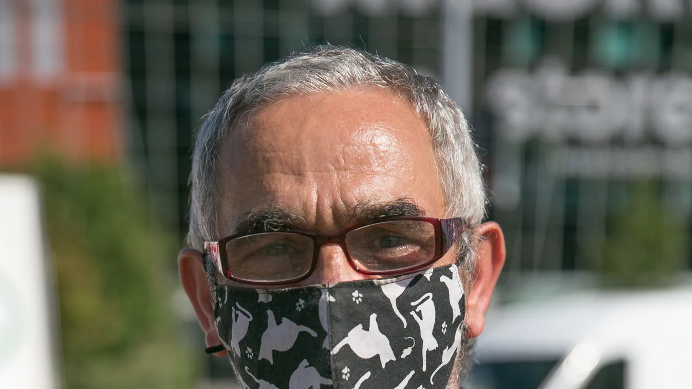 Döbbenet: napokig hordják az egyszer használatos maszkot