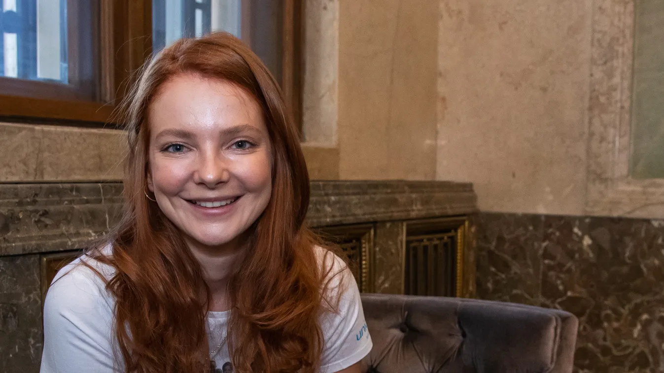 Szabályt szegett Mihalik Enikő? - Fotók