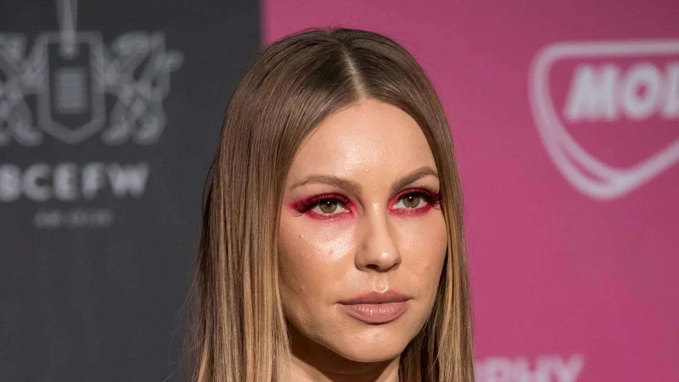 Megőrülnek érte a férfiak, Csősz Bogi ismét megvillantotta a testét