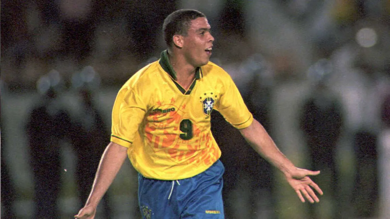 Prostik, eszeveszett bulik és lefagyasztott sperma: a 44 éves Ronaldo legőrültebb pillanatai