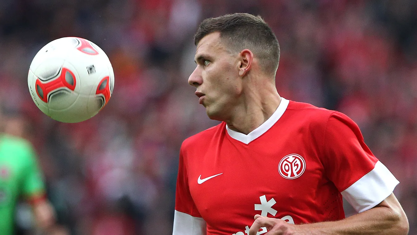 Itt a leleplezés Szalai Ádámról, ezért rúgták ki a csatárt