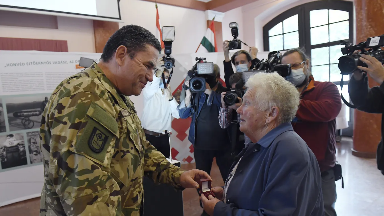 Szívszorító találkozás: megtalálták Esztike lányát