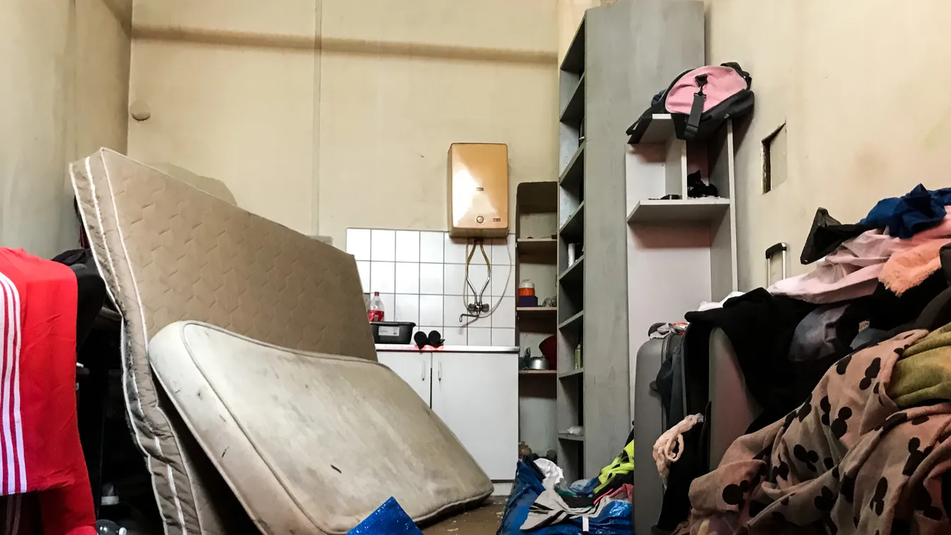 Üres üzletekbe költöznek be a hajléktalanok Józsefvárosban