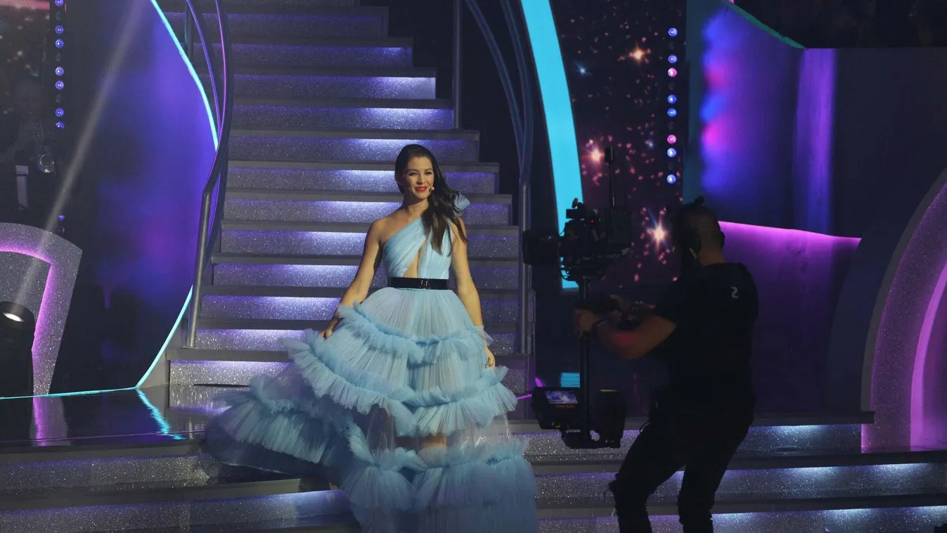 Fotók: Ragyognak a sztárok a Dancing with the Stars első adásában