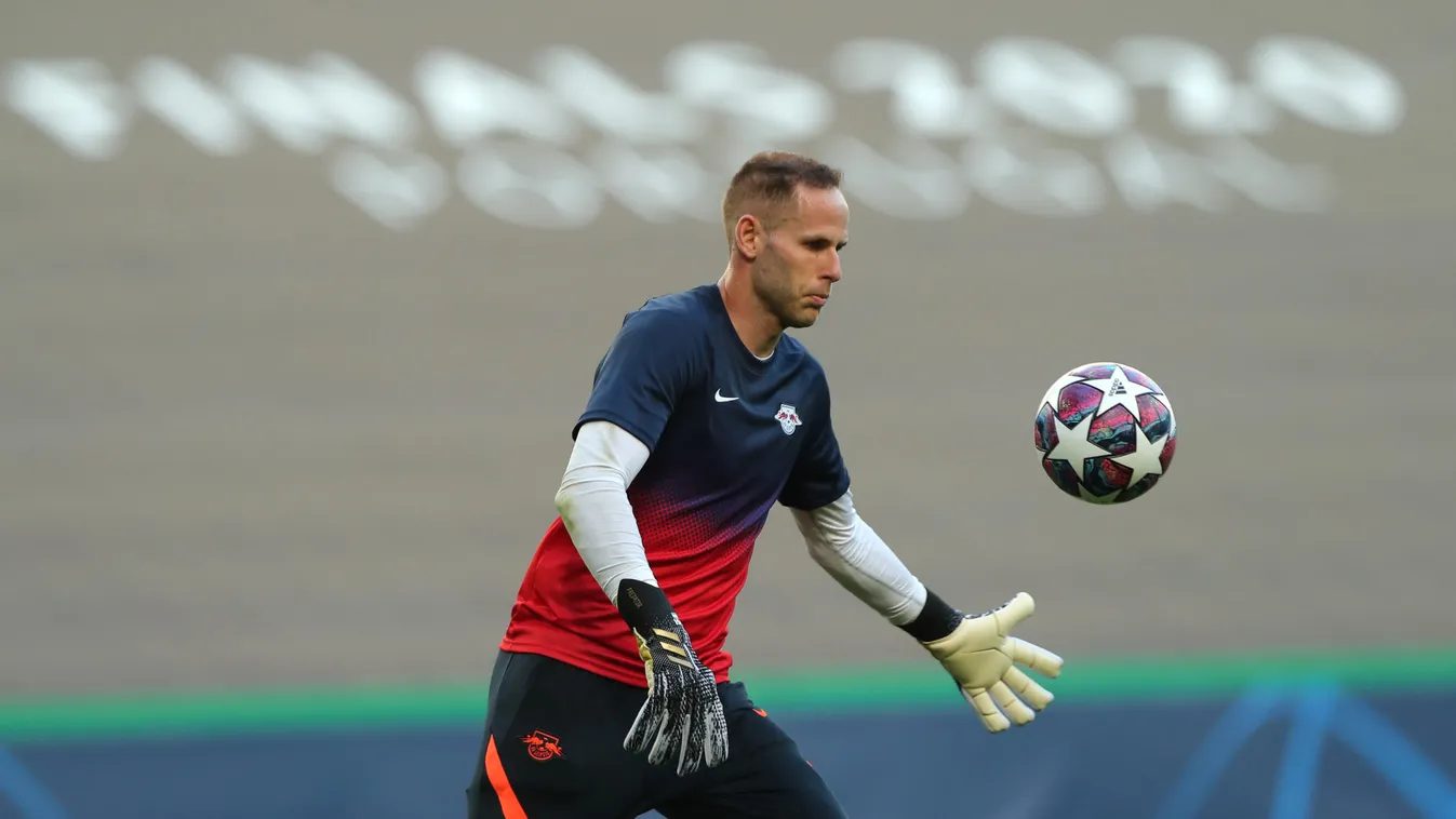 Magyarok a BL-ben: Gulácsi hadat üzent a PSG-nek és a Manchester Unitednek