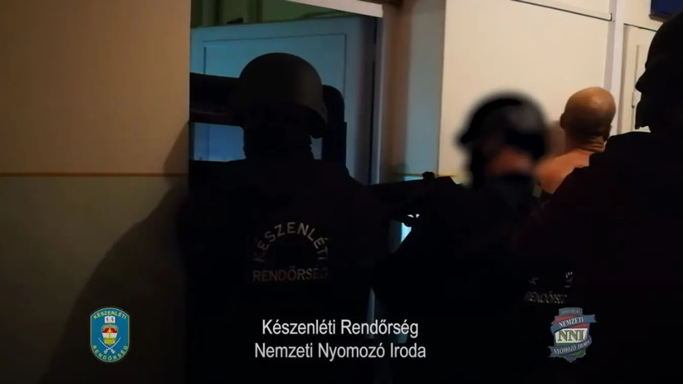 Filmbe illő akció: a rendőrök rángatták ki a budapesti lakásból a szír embercsempészt - videó