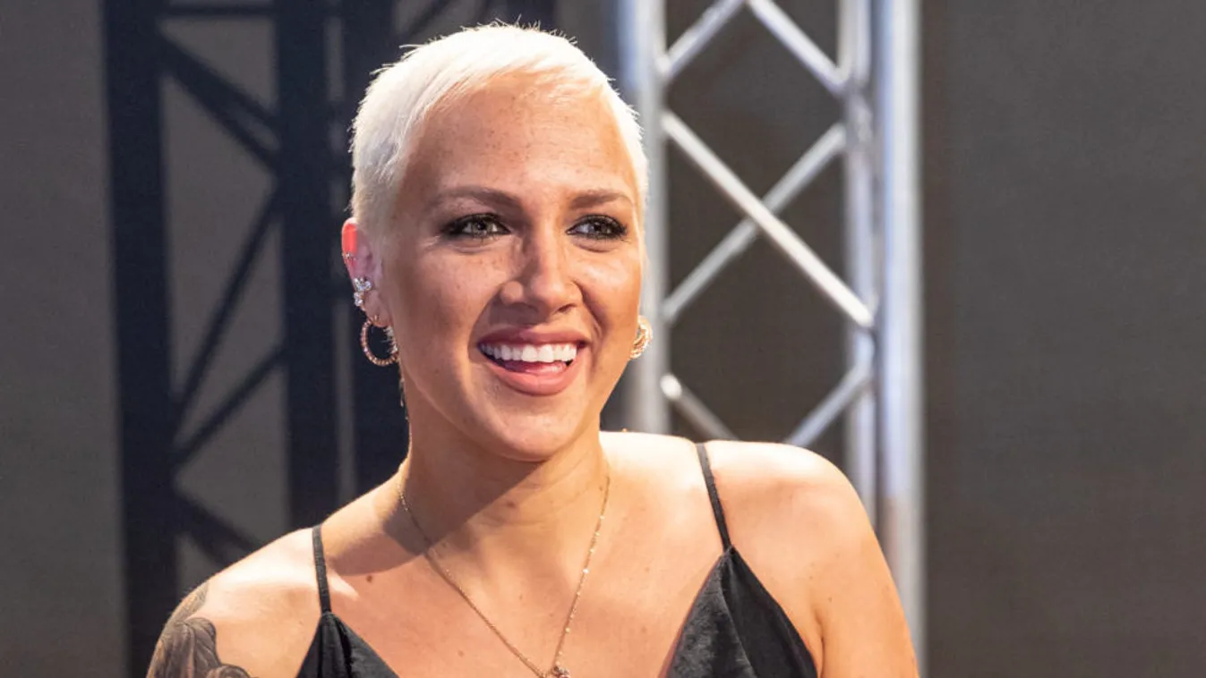 A Dancing with the Stars táncparkettjén tér vissza Tóth Gabi