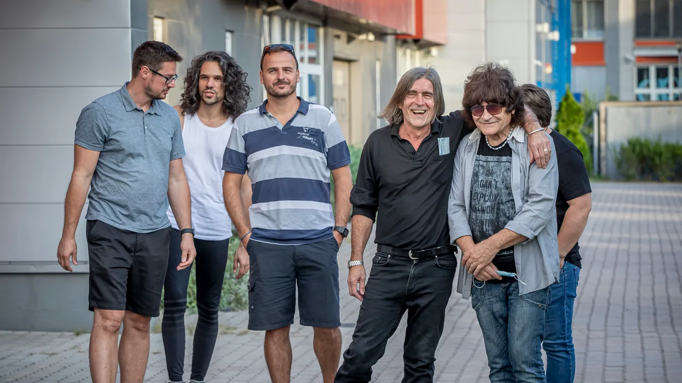 Raktárkoncert: Révész Sándor főállású apa lett a karanténban