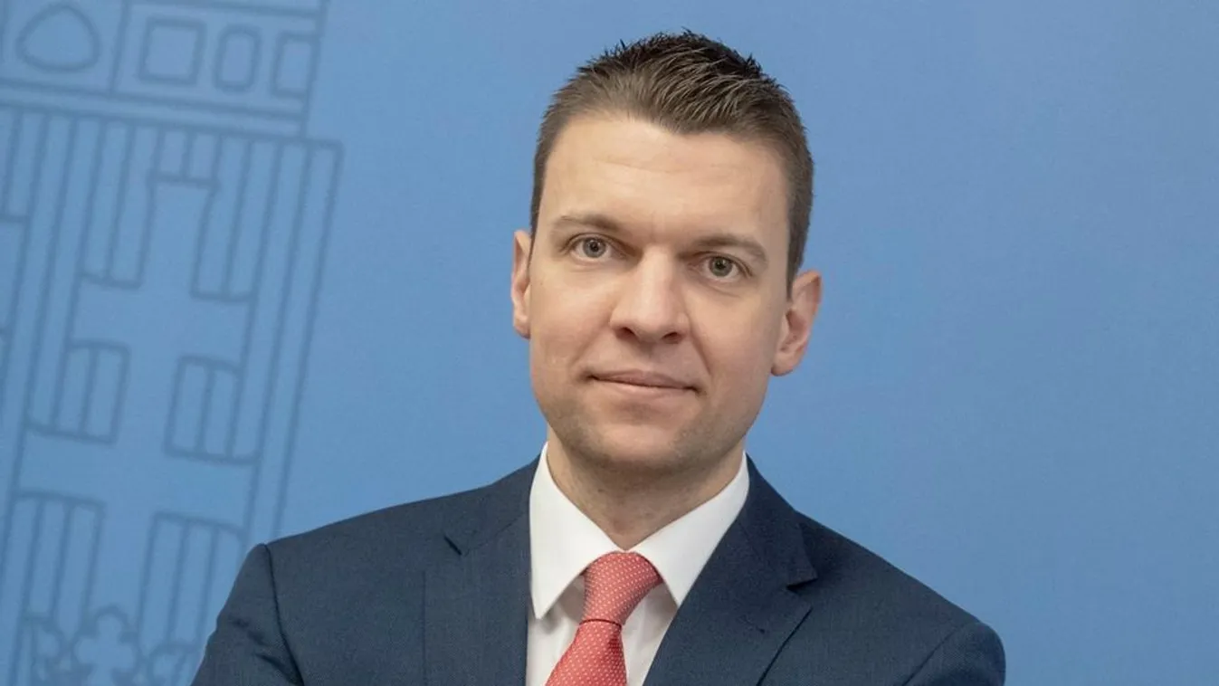 Menczer Tamás: Magyarország 150 lélegeztetőgéppel segíti Csehországot