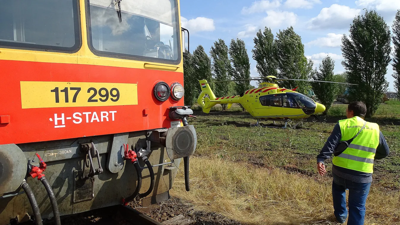 Szívszaggató felvételek érkeztek a tiszaalpári halálos vonatgázolás helyszínéről