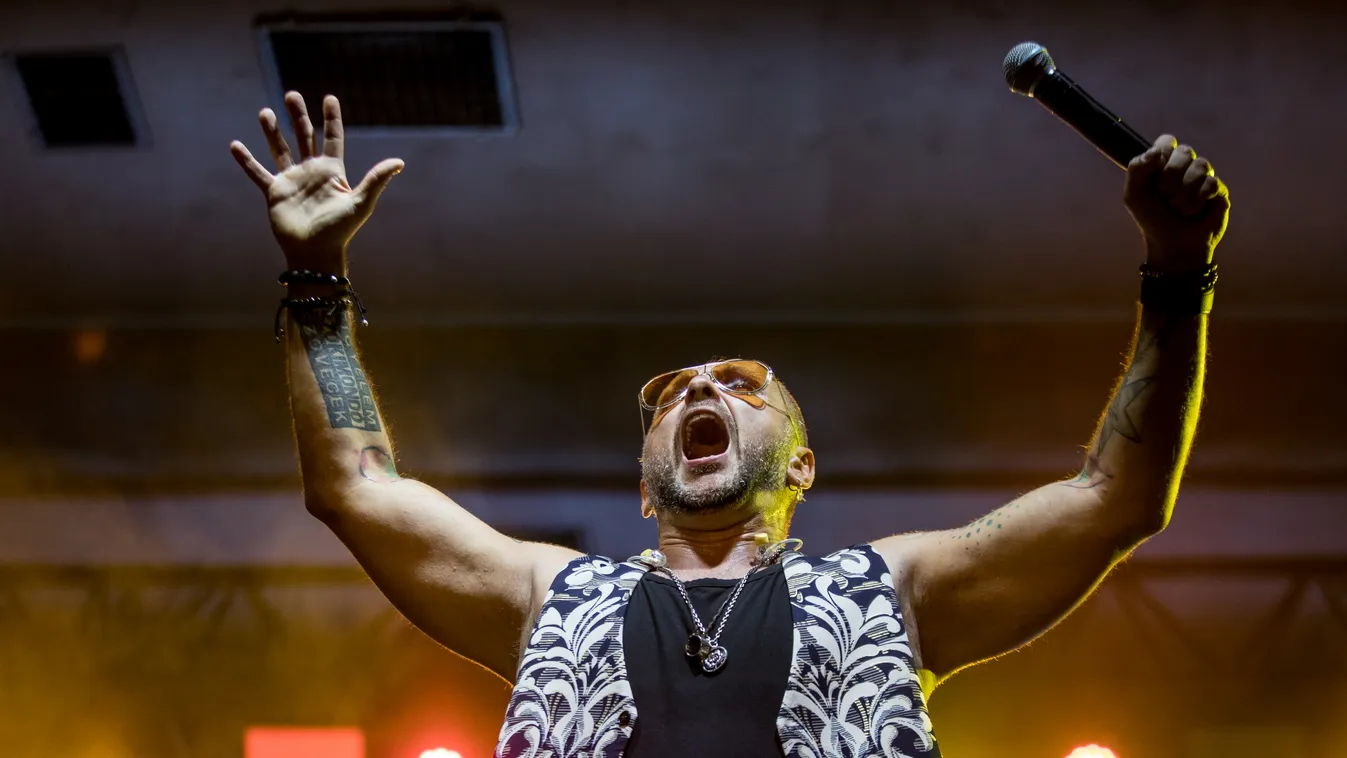 Kamerák előtt akadt ki Majka: Ki kellett sípolni, amit mondott - Videó