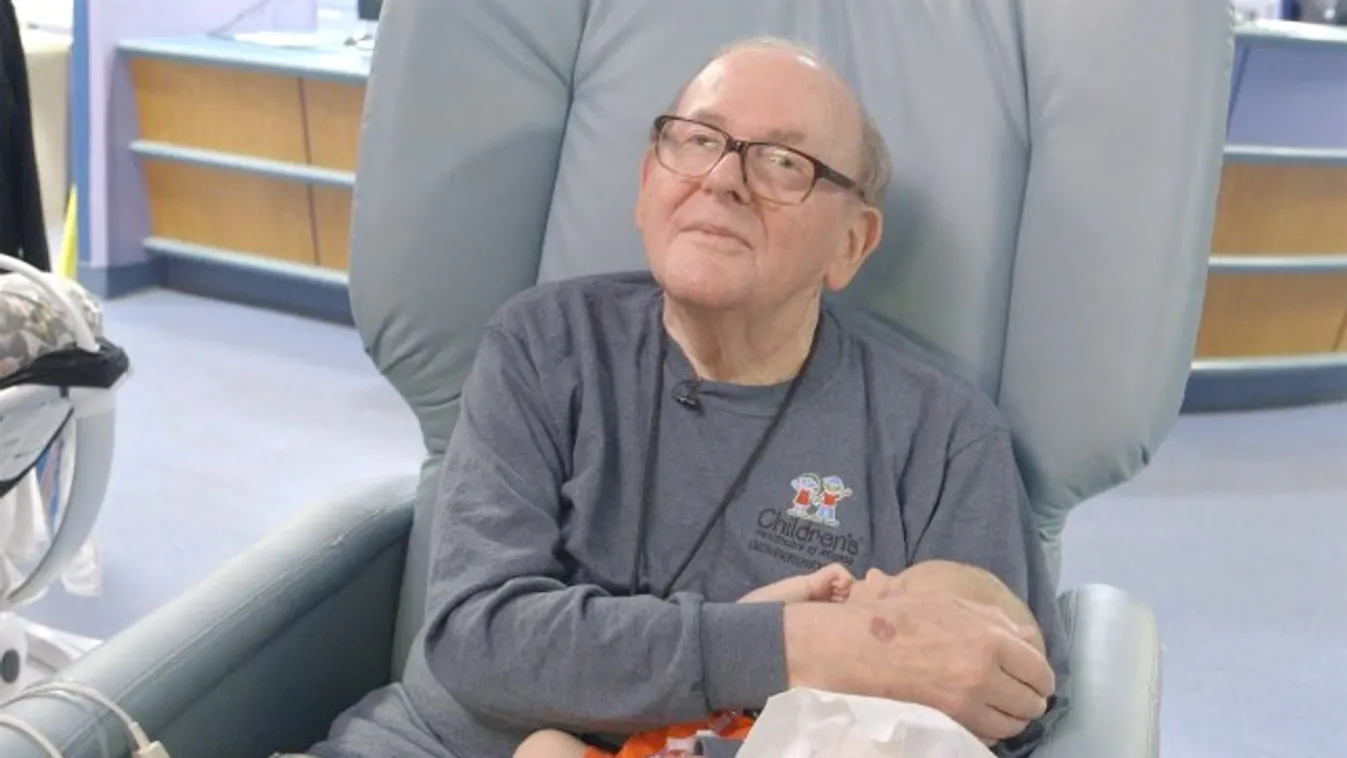 Mellbevágó: örökre elment az intenzíves nagypapa, már az égben nyugtatgatja a babákat