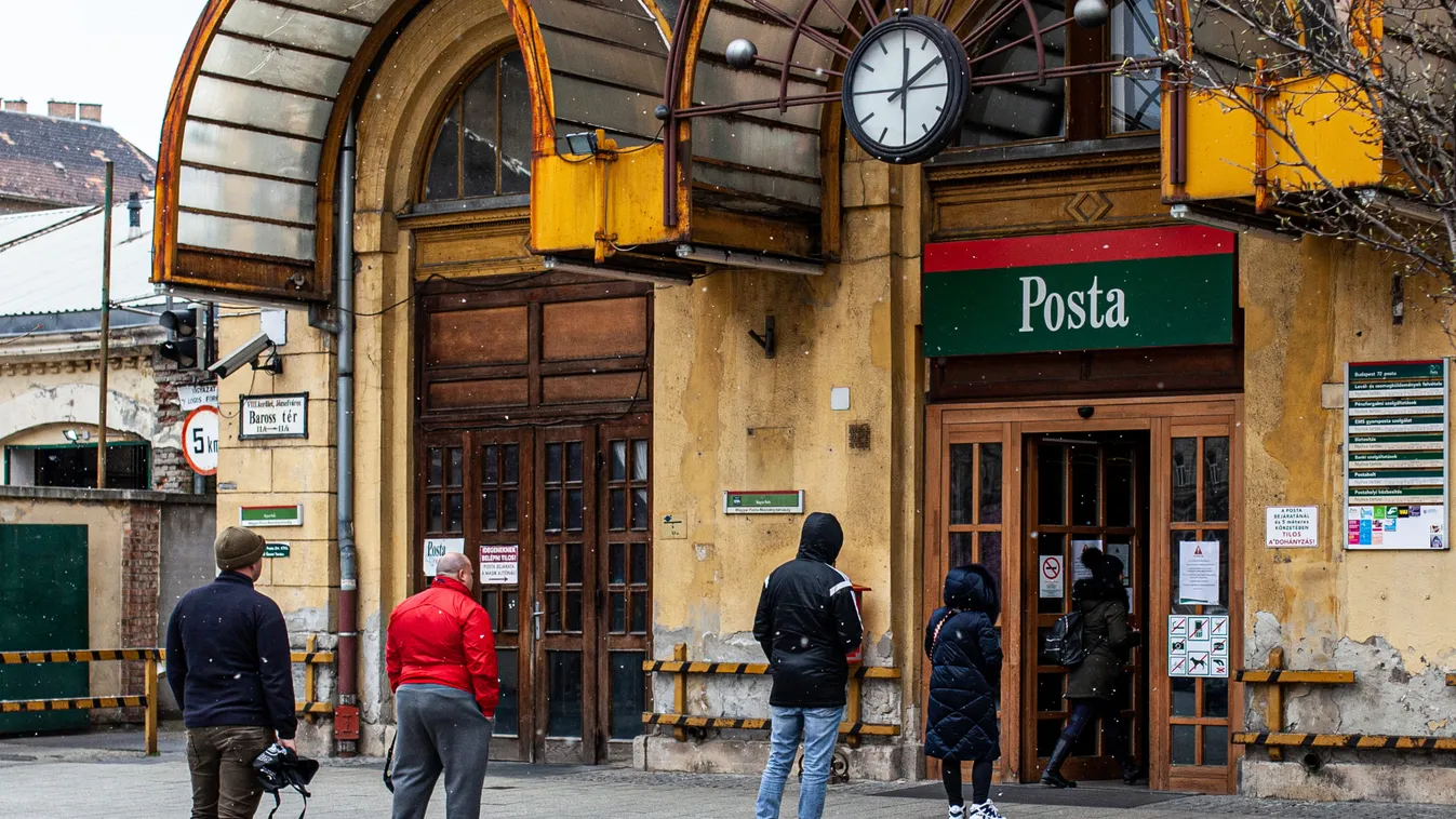 Csütörtöktől nyitás után elsőbbséget kapnak az idősek a postán